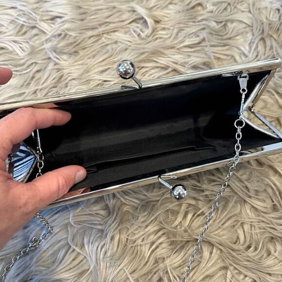 Zebra clutch with shoulder strap - Picture 5 of 5